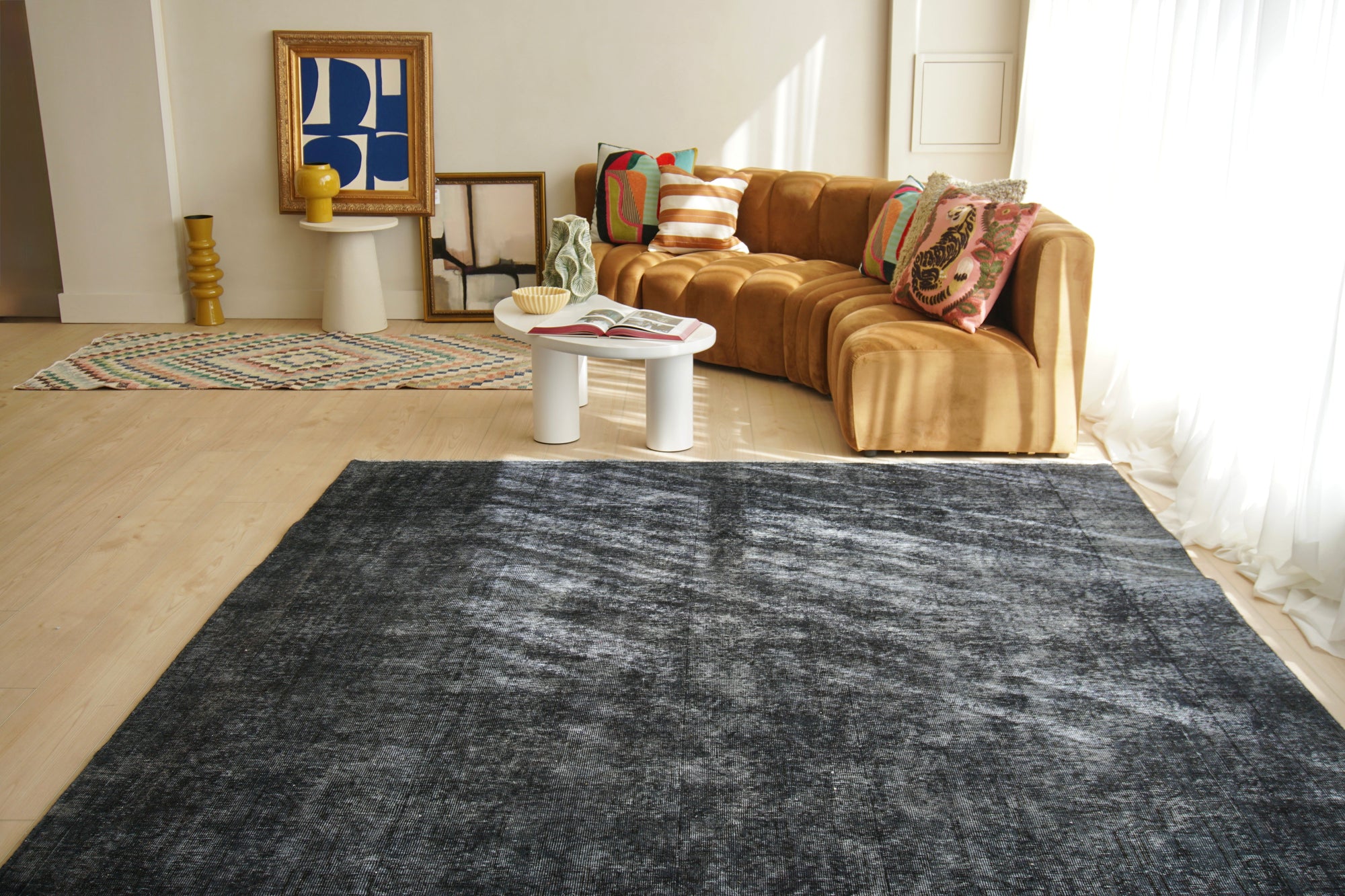 Area Rugs: 5' x 7' and Larger
