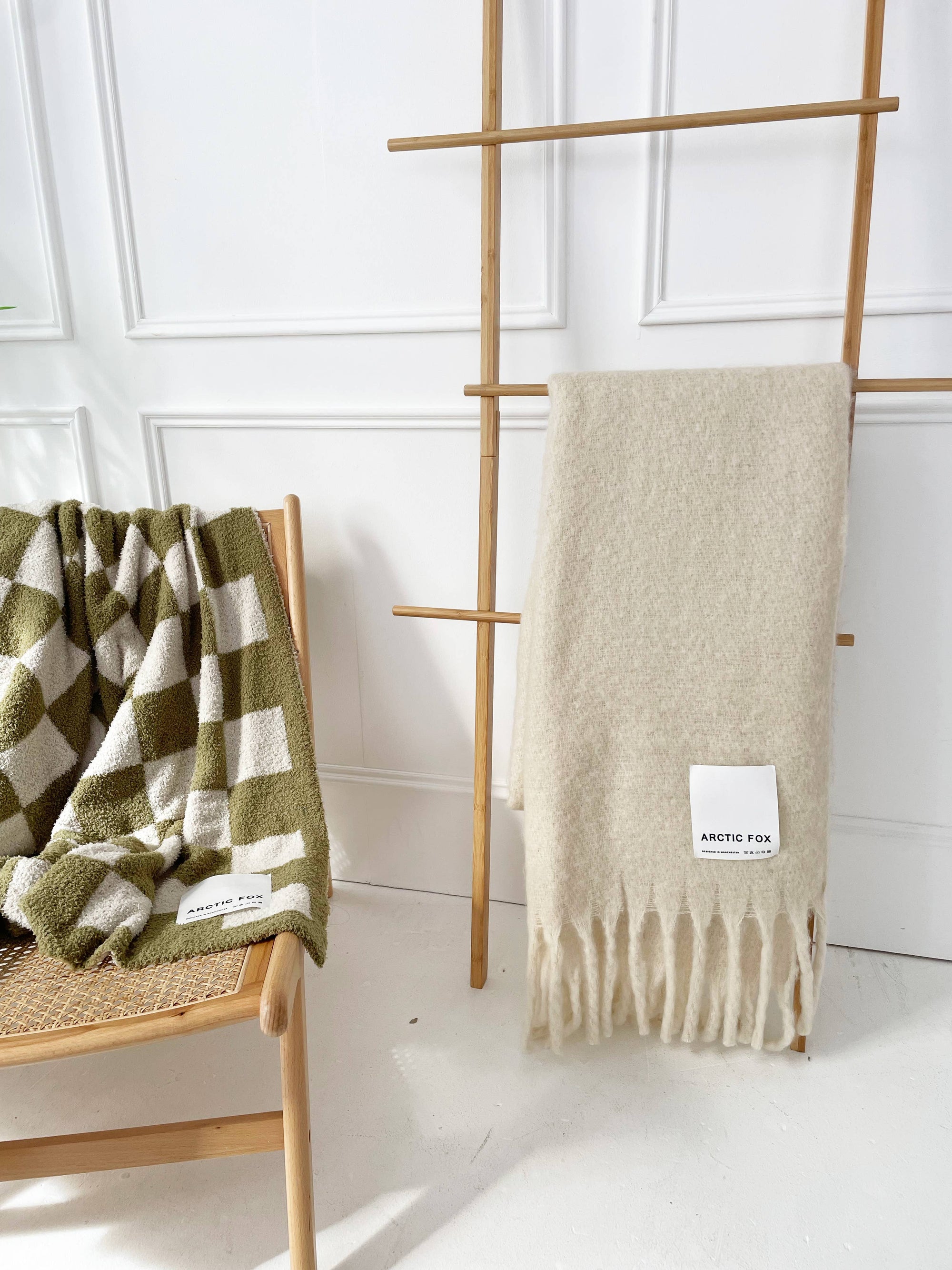 Throw: The Reykjavik Throw - Pebble Beige