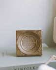 Frame: Small Square Circle Photo