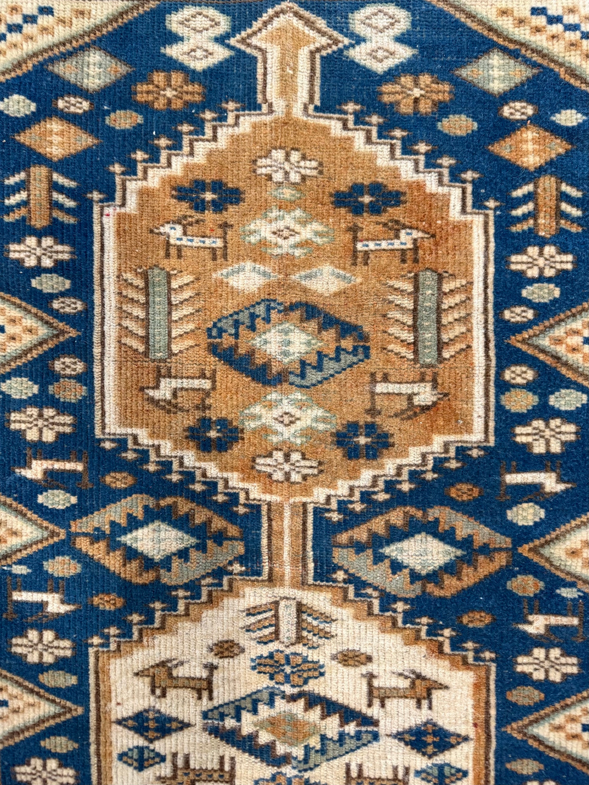 Rudolph 2’6” x 9’2”