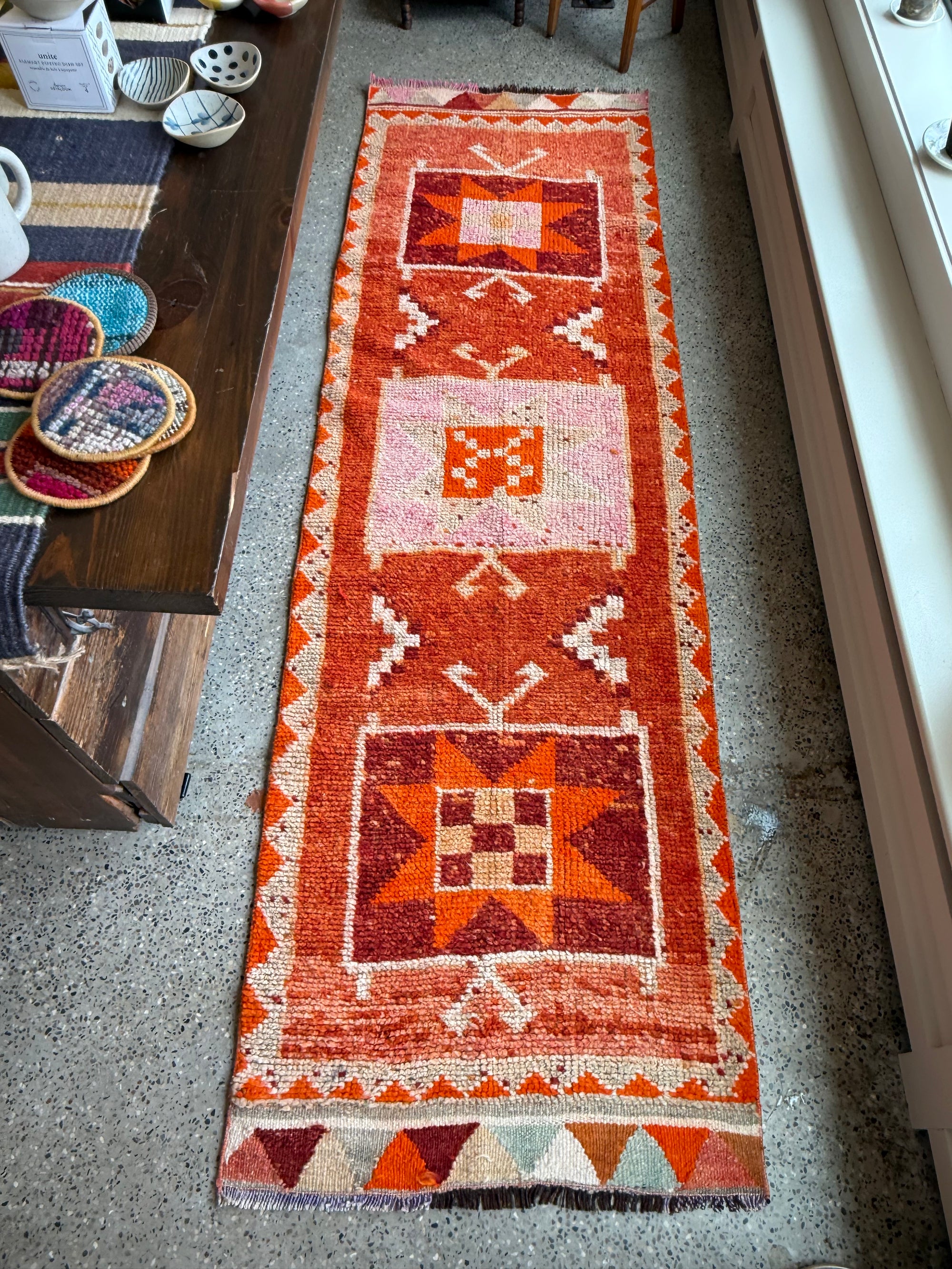 No. R02 (2'9" x 9'5")