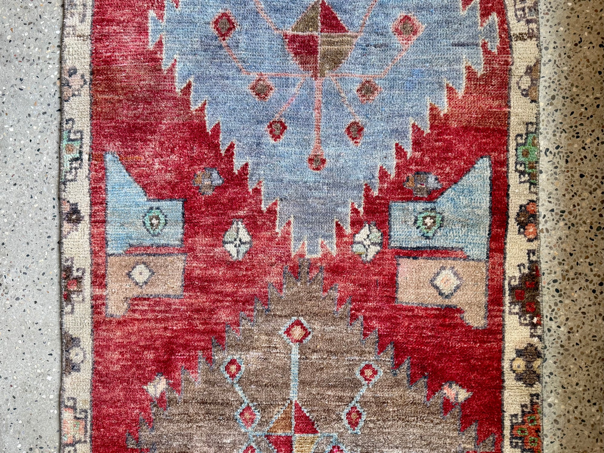 No. J12  (2'8 x 8'1)