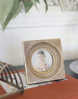 Frame: Small Square Circle Photo