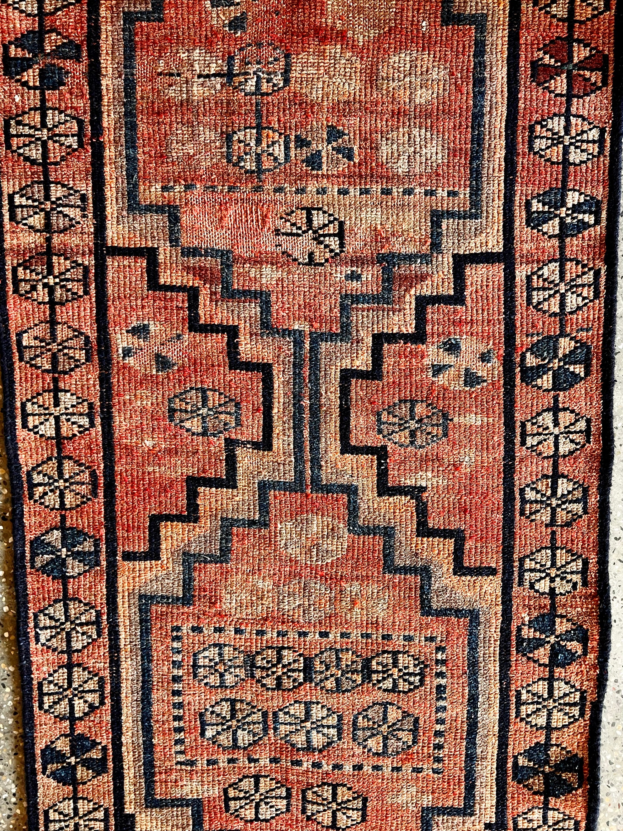 No. FRU004  (2&#39;7&quot; x 4&#39;10&quot;)