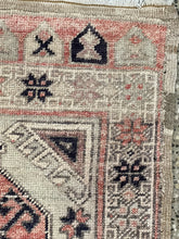 Load image into Gallery viewer, No. 5051 ( 1&#39;10&quot; x 4&#39;2&quot; )